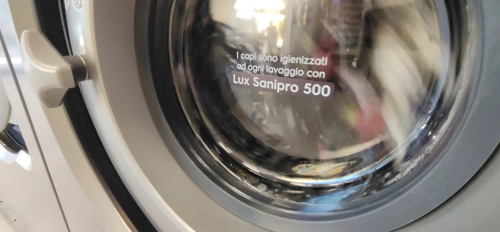 Oblò OndaBlu con indicazione Lux Sanipro 500
